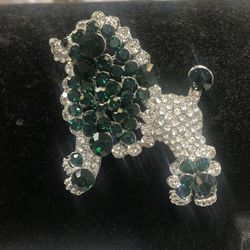Green and clear Rhinestone Poodle Dog Puppy Animal Brooch Pin in sliver