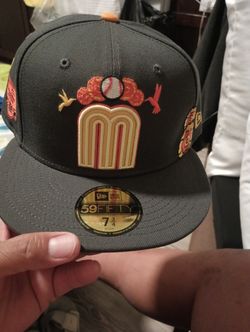 NEW ERA 
Mexico "M" Dia de Muertos Size 7 3/4