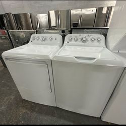 Ge Washer And Dryer Set 