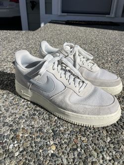 Nike Air Force 1 ‘07 LV8 Mens US 9.5