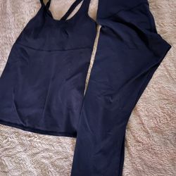 Lululemon’s Top And Bottom Leggings