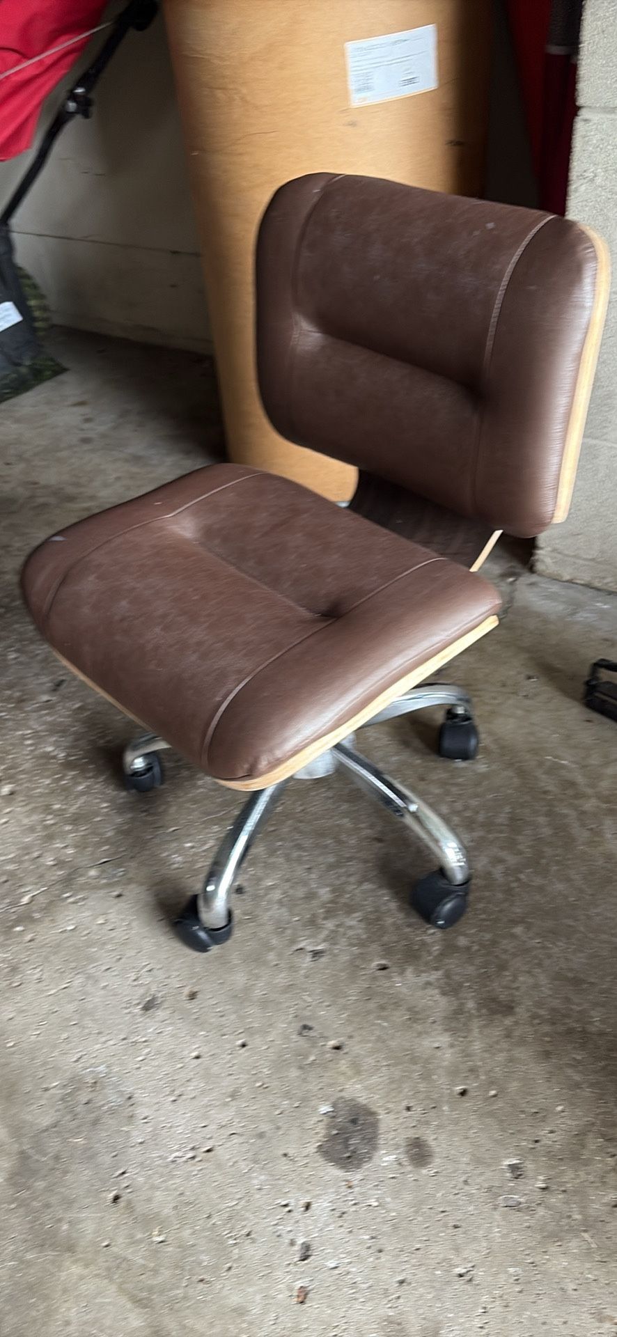 Roller Chair 