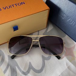  Aviator Sunglasses With Logo On Temples 