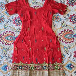 Red 3 piece indian punjabi bollywood patiala salwar suit, beautiful textured fabric, thread and beadwork embroidery, large lightweight dupatta.