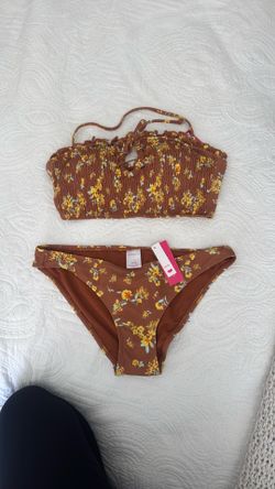 Bathing suit