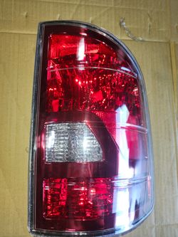 Honda Ridgeline 09-11 TAIL LIGHT, Left (Driver's) side