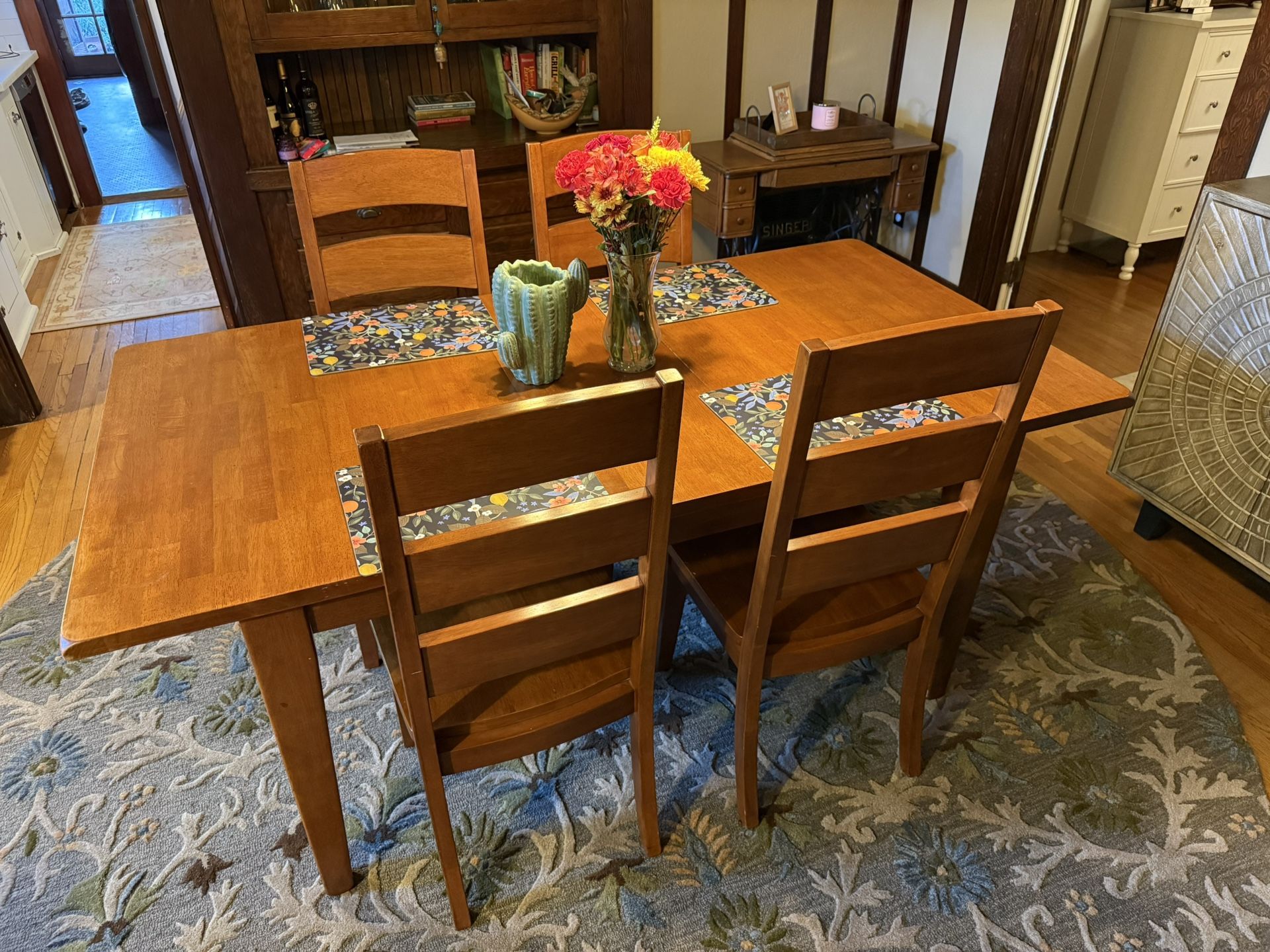 Wood Dining Table & Chairs
