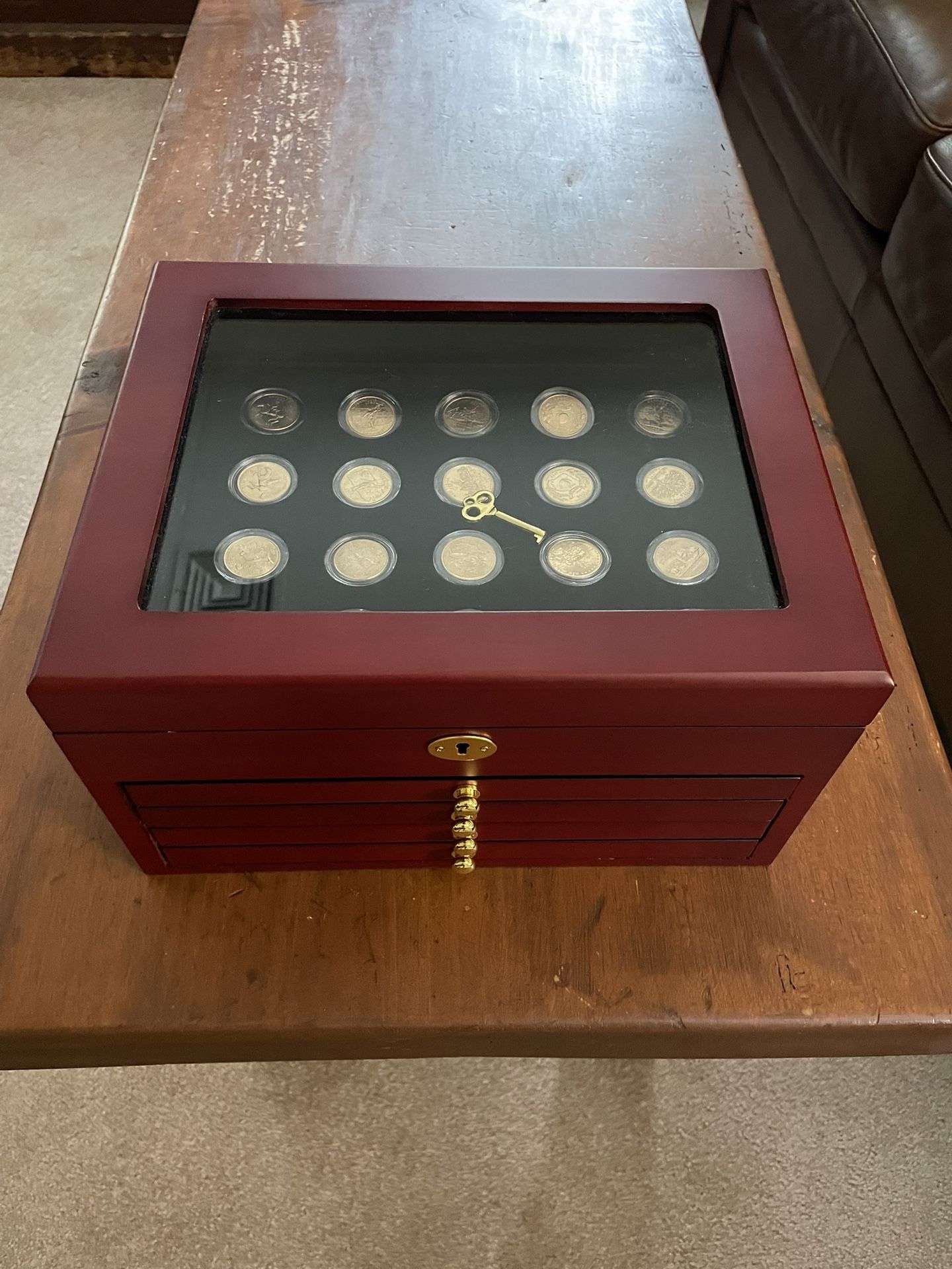 Gold 50 State Quarter Collection With Display Case (100 Quarters)