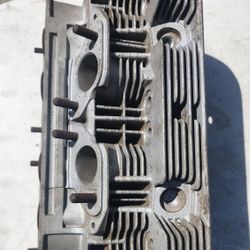 Volkswagen 2.0 Bus CYLINDERS Head
