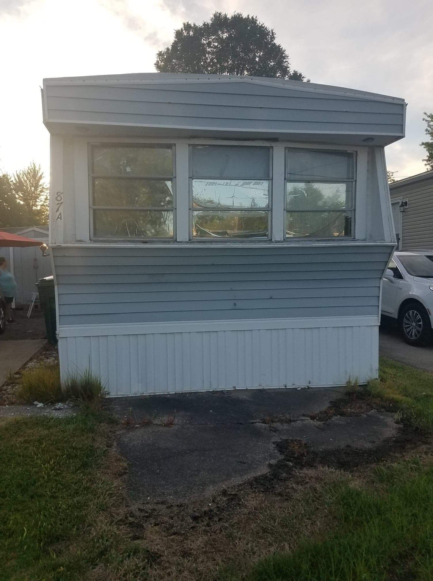 Mobile Home Trailer