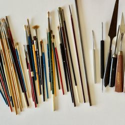 Art Supplies Paint Brushes, Spatulas Etc…