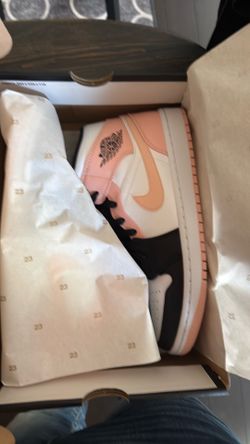 Air Jordan 1 Mid Arctic Orange