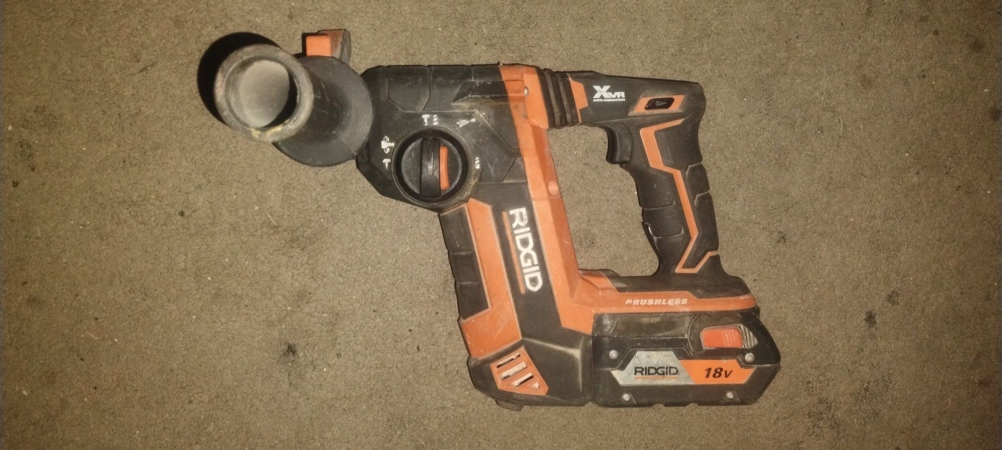 RIGID 18v XVR HAMMERDRILL