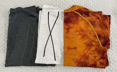 Lululemon Metal Vent Tech Shirts in Large