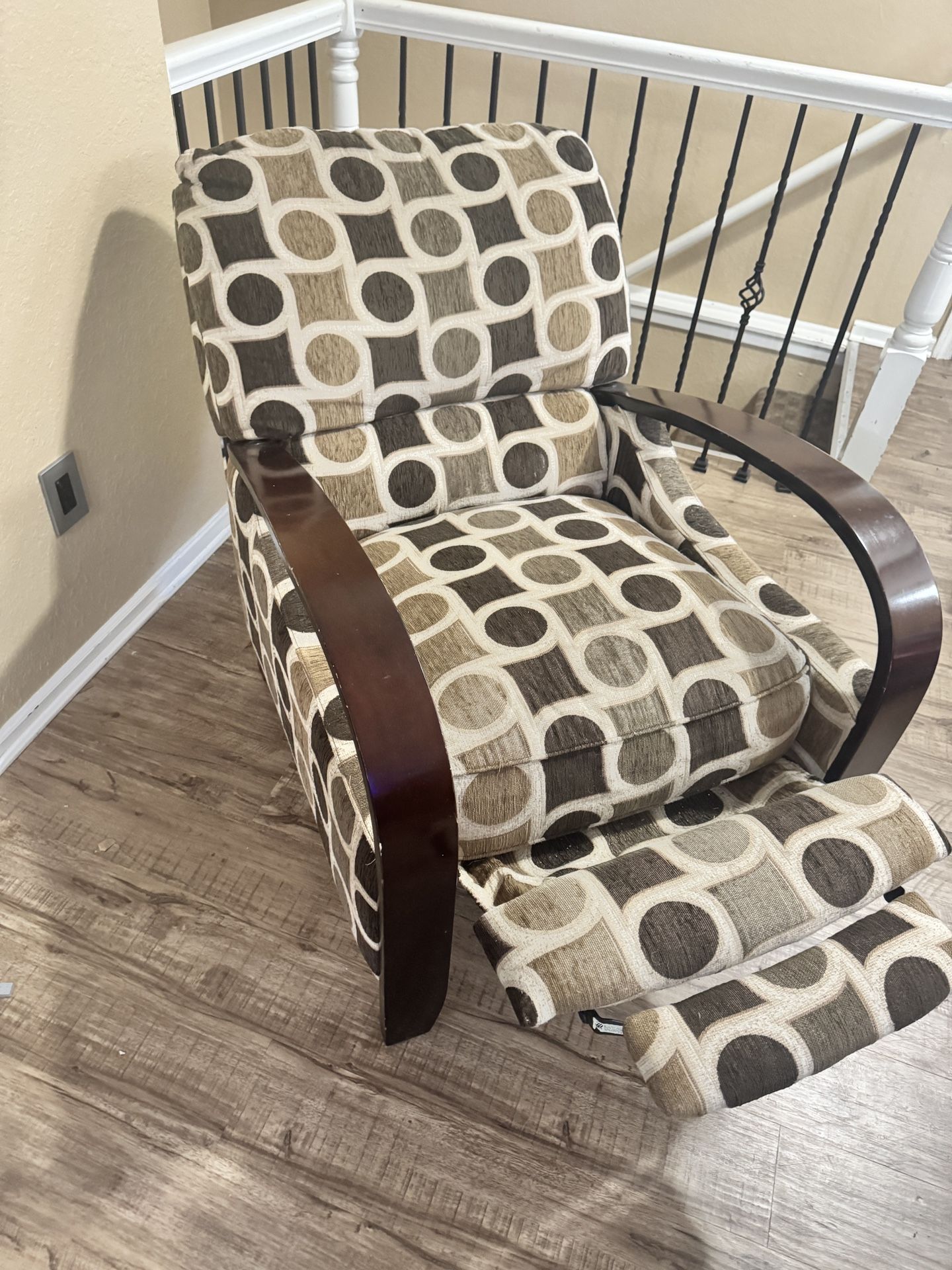 Reclining Brown Pattern Chair