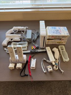 Nintendo Wii Lot Video Games Controllers GameCube Compatible