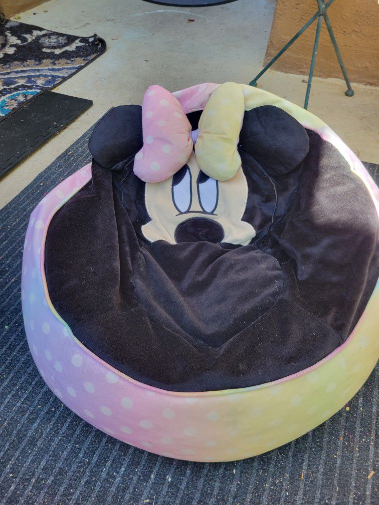 Minnie Mouse  beanbag chair