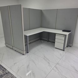 MODERN CUBICALS,, BEAUTIFUL,, ONLY $695, GABLES OFFICE FURNITURE MIA.FLA 