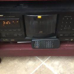 Pioneer PD-F1007 w/remote / 300 CD Disc Player With Hundreds Of CD’s
