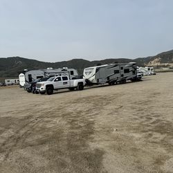 2022 attitude toy hauler