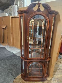 Curio cabinet