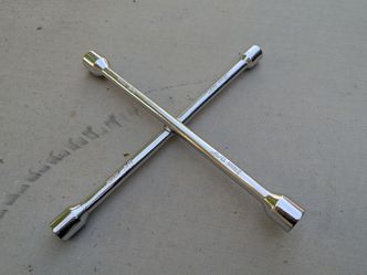 4 way lug wrench new