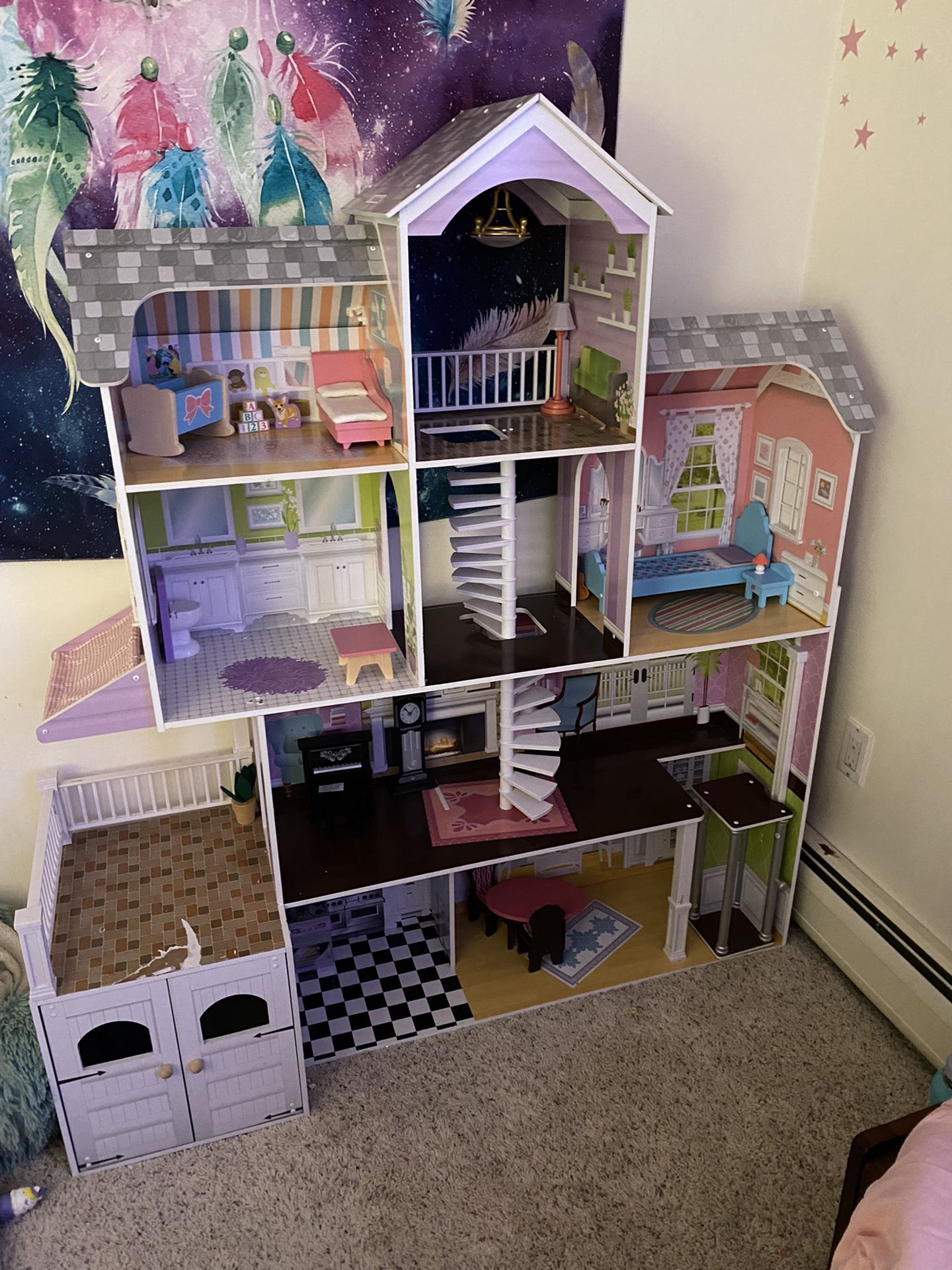 Kidkraft Grand Estates Dollhouse for Sale in Londonderry, NH - OfferUp