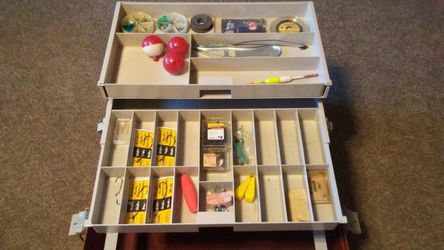 Plano 747 tackle box for Sale in Sabina, OH - OfferUp