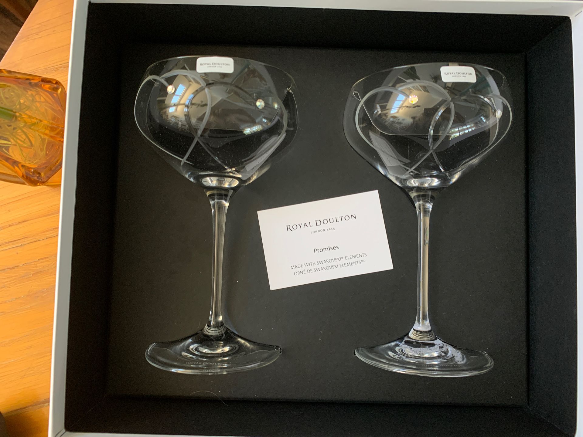 Beautiful Royal Doulton Swarovski Crystal Stemware Two Hearts