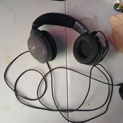 Hyperx Gaming Headset With Move Up And Down Mute Mic
