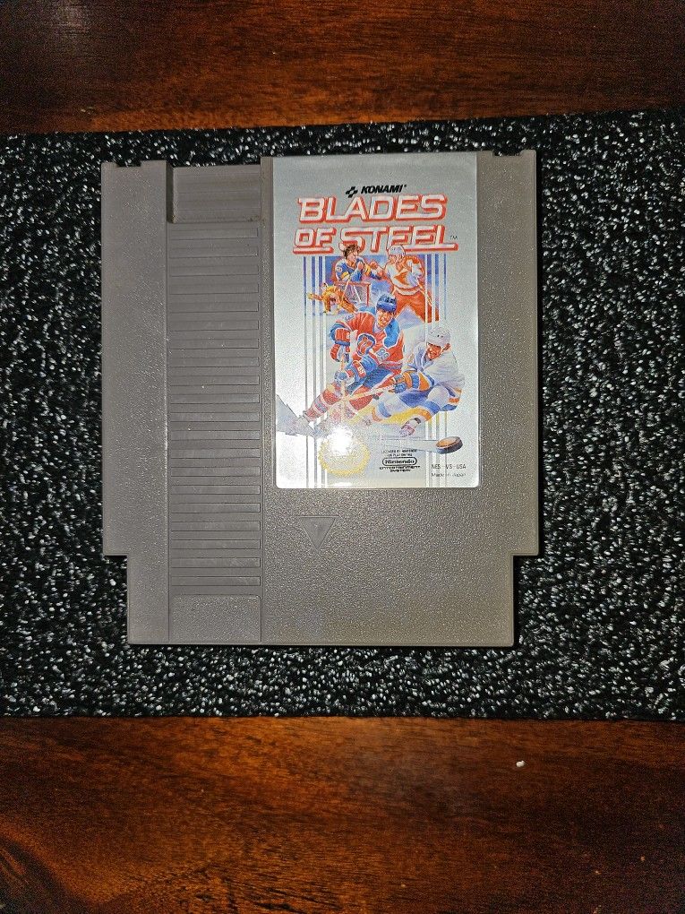 Nintendo NES Original BLADES OF STEEL 