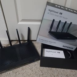 NETGEAR Nighthawk X8 R8500 AC5300 Tri-Band WiFi Router –Like New, Original Box & All Accessories