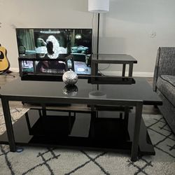 Coffee Table with (2) End Tables