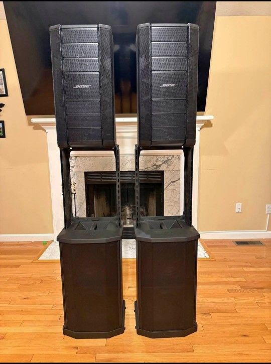 Bose F1 Model 812 Flexible Array Loudspeaker and Subwoofer Pair