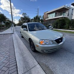 2004 Hyundai Elantra 