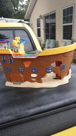 Missing pieces toy boat , car ramp