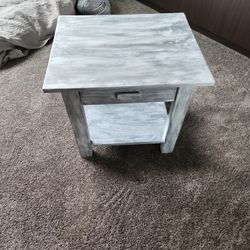 End table