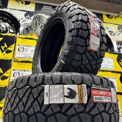 35x12.5x20 Ridge Grappler Tires