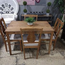Dining Set in Weathered Oak Color (New)