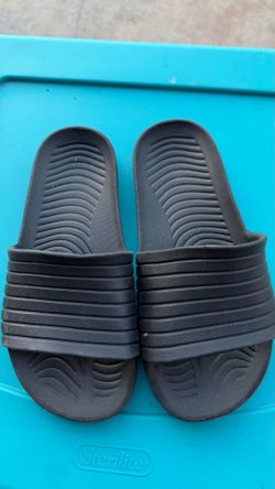 Sandals size 2/3 y