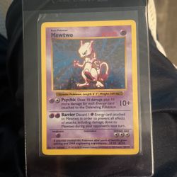 Shadowless Mewtwo Pokémon Card