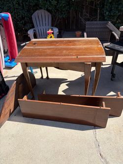 Dining Room Table with leaves