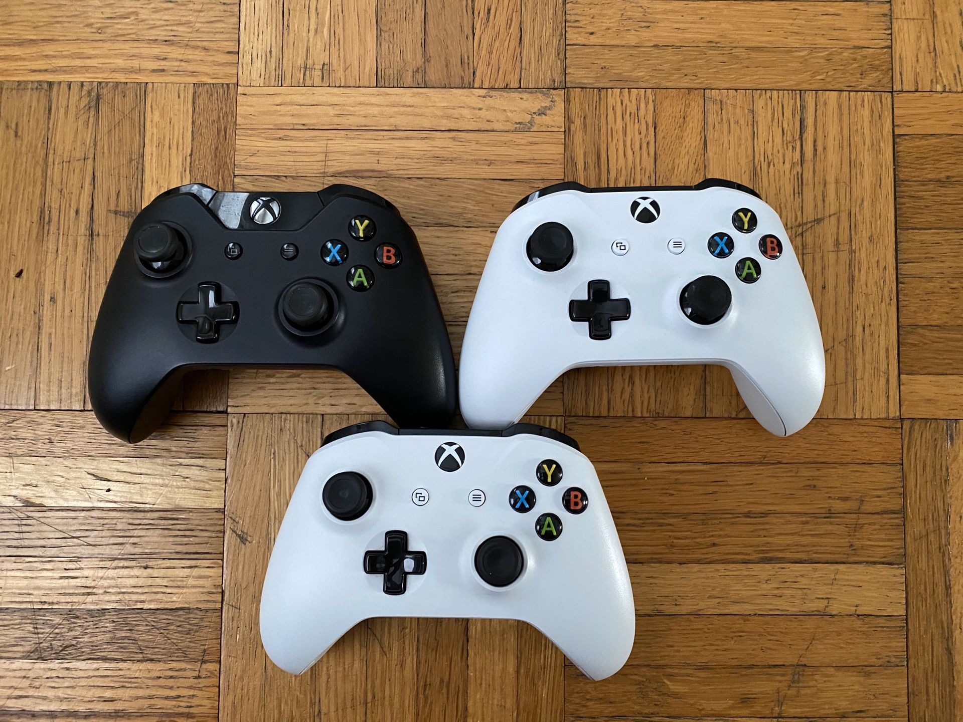 Xbox One Wireless controllers