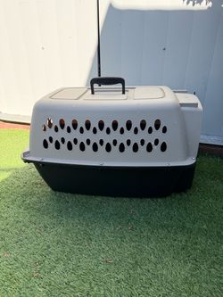 Pet carrier