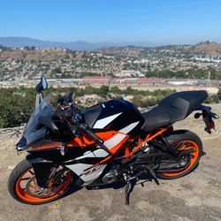 2017 KTM RC 390 