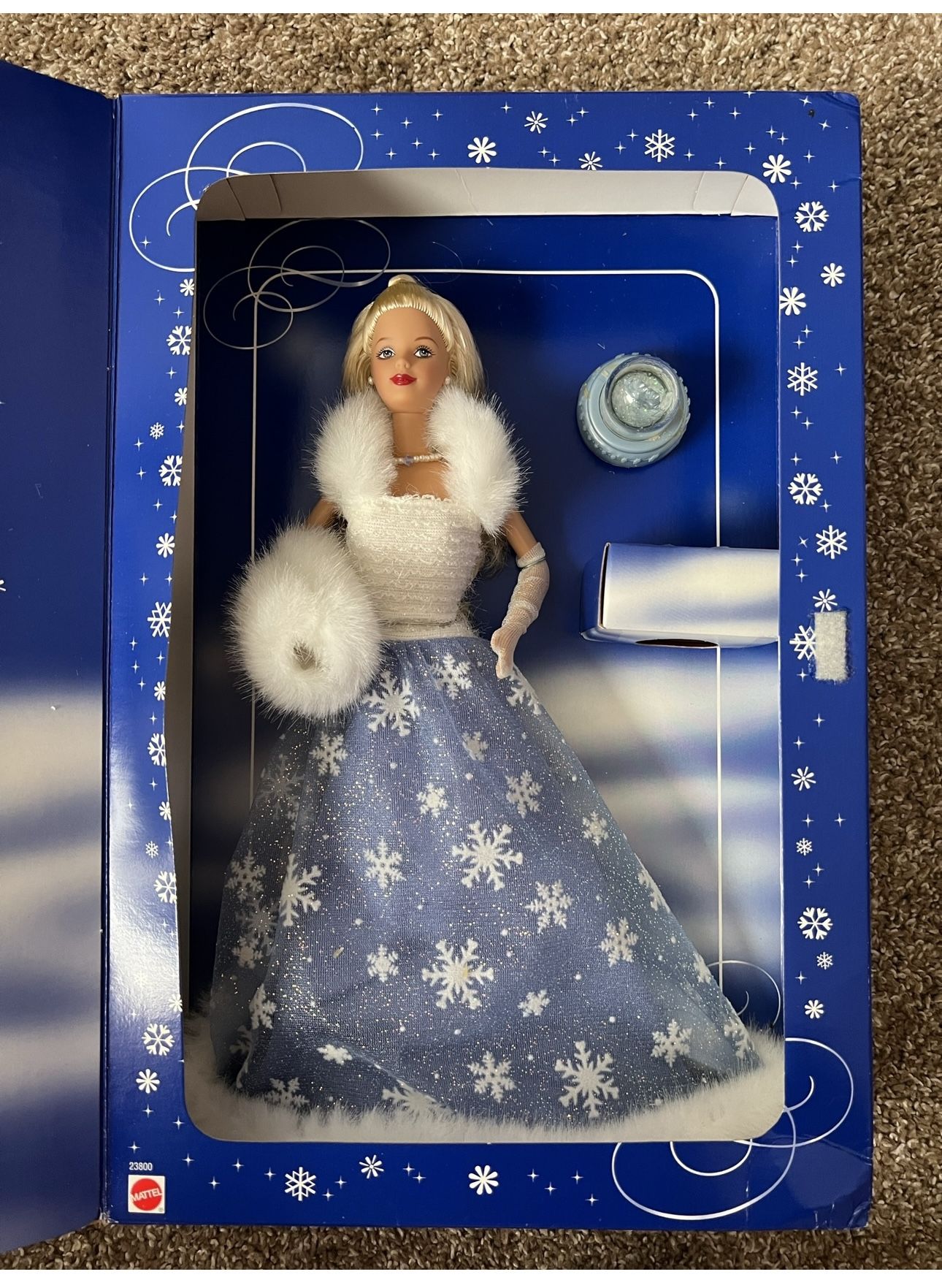 Snow Sensation Barbie (1999, #23800)