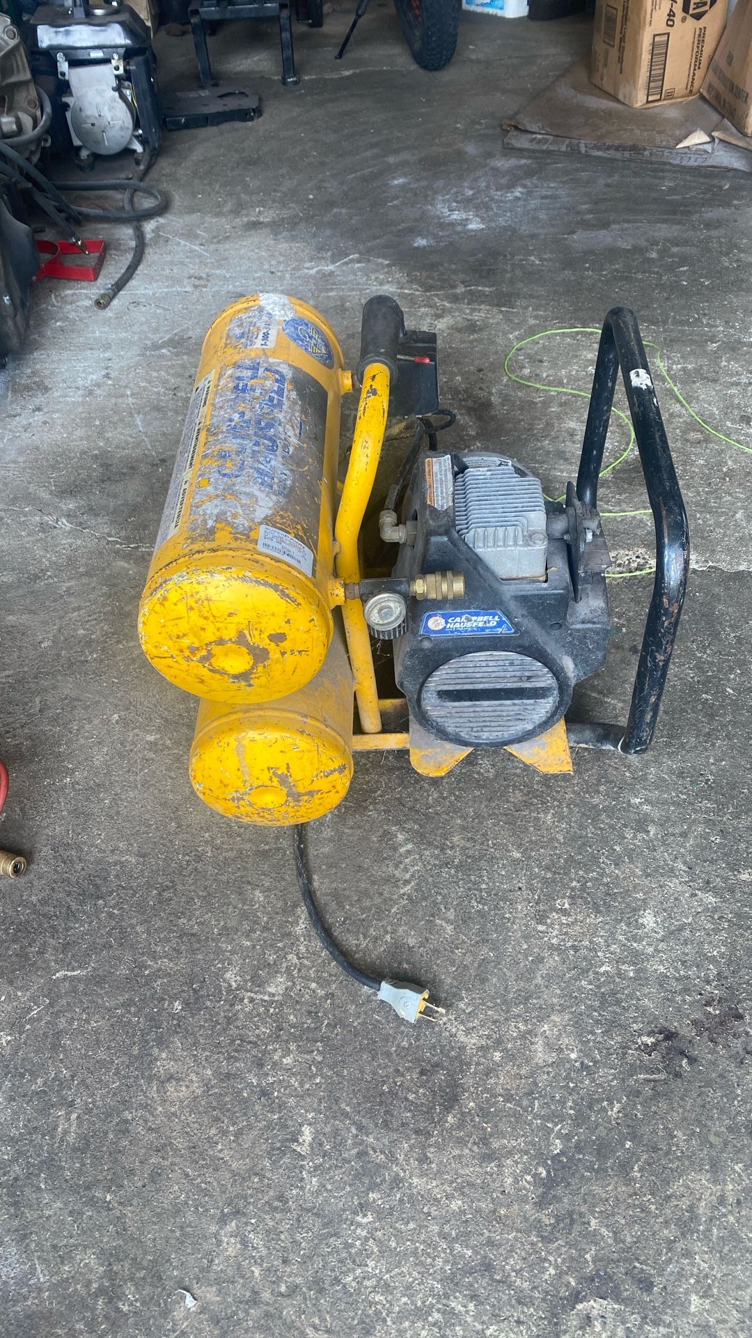 Air compressor