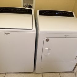 Washer N Dryer Whirl Pool