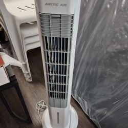 ARCTIC AIR Tower 305 - Portable Evaporative Cooler - can add Ice for colder air