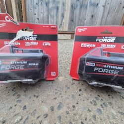 Milwaukee M18 Red Lithium FORGE  XC6.0 Rechargable Battery
